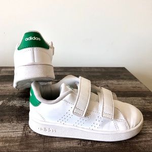 Adidas Advantage toddler sneakers